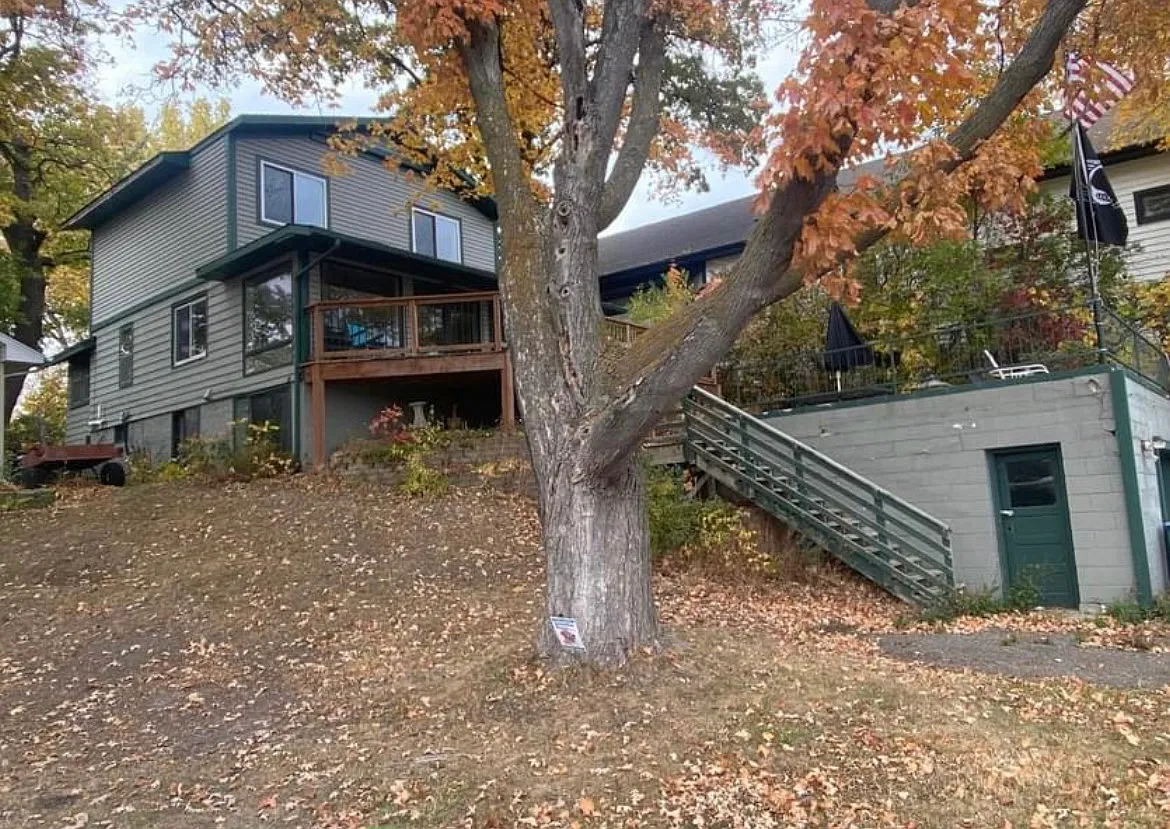2 bed, 1.5 bath, 1472 sqft, $3,100 — Photo 3