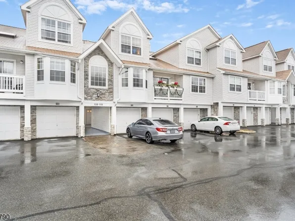 111 Autumn Ct, Roxbury Twp., NJ 07852