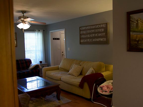 2nd image of 1215 Highland Dr