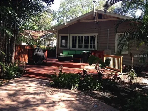 909 E Shadowlawn Ave, Tampa, FL 33603