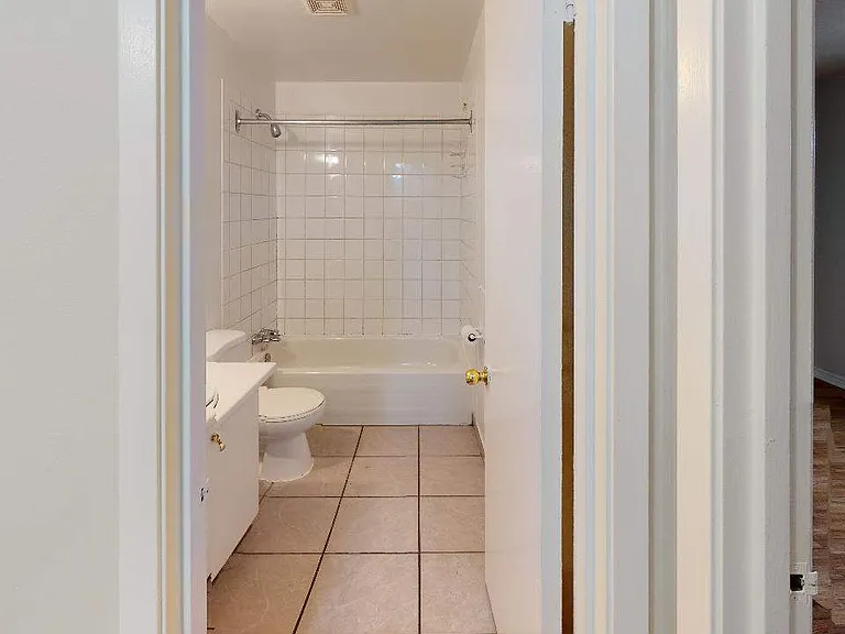 9460 Esplanade Dr — Photo 8
