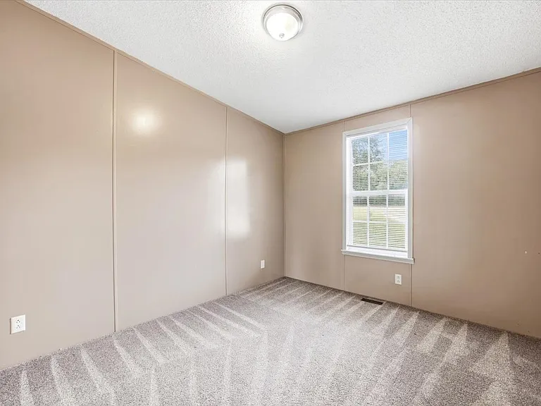 410 County Road 3823 — Photo 23