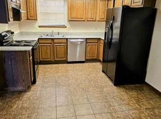 730 Rockridge Cir, Edmond, OK 73034