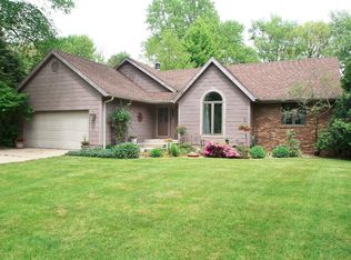 8011 W Applewood Dr, La Porte, IN