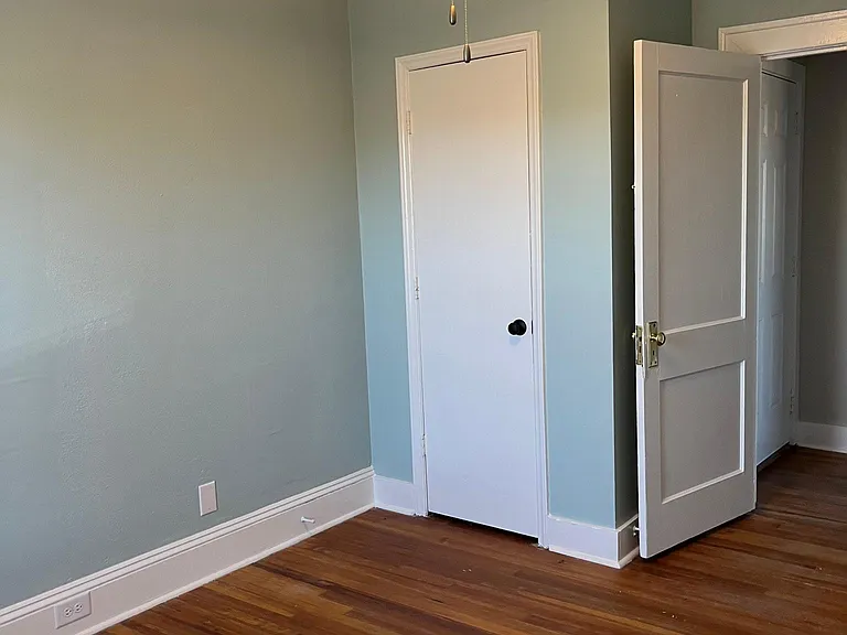 4035 Alamance Rd #8 — Photo 13