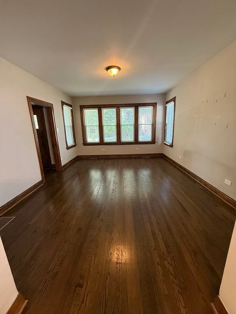 3 bed, 1242 sqft, $2,800 — Photo 3