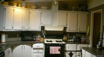 3rd image of 1456 E Philadelphia Ave #304
