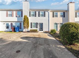 3238 Clover Rd E, Chesapeake, VA 23321