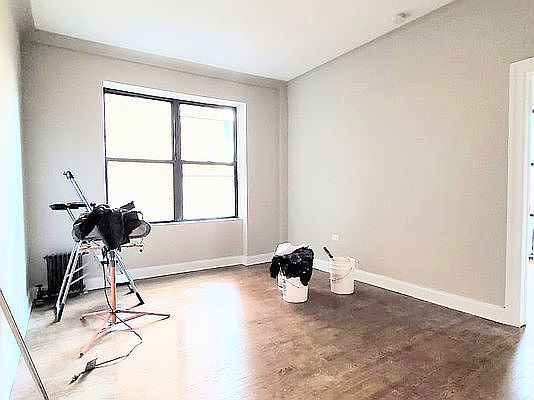 3rd image of 3495 Broadway APT 28