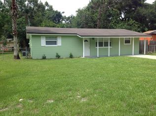 2841 Carleon Rd, Jacksonville, FL 32218