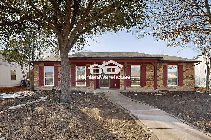 Building Photo - 5621 Truitt St
