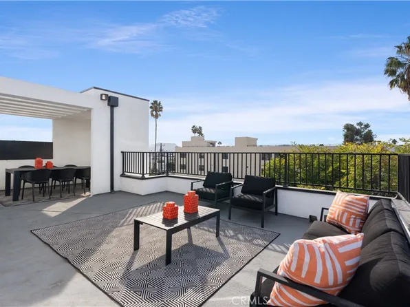 11668 W Verde Pl, North Hollywood, CA 91606