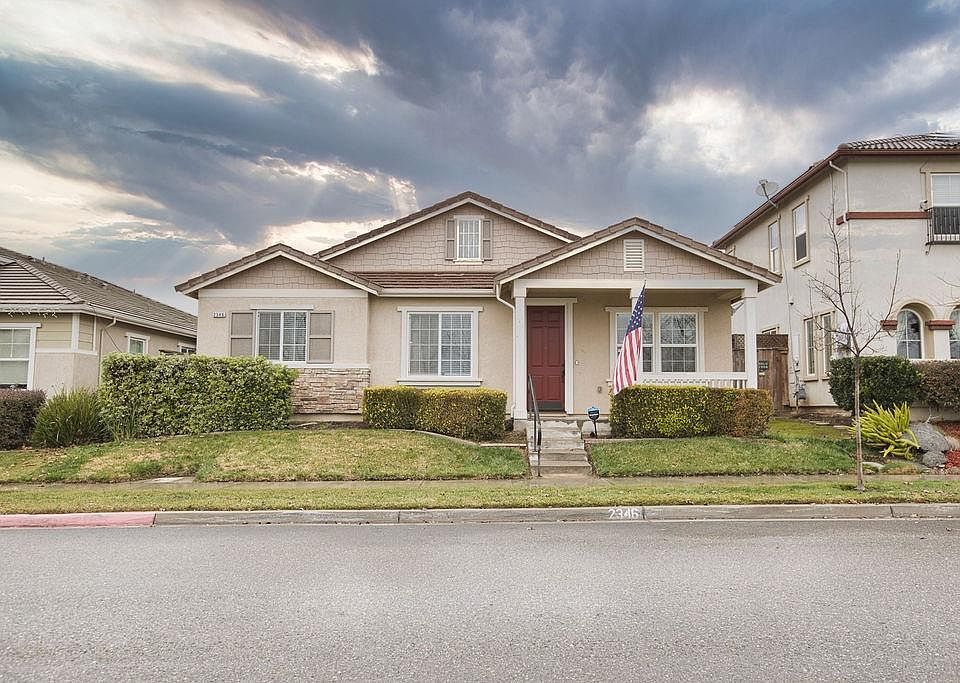 1st image of 2346 Shire Way