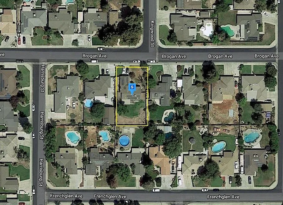 13501 Brogan Ave photo 1