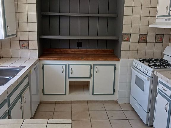 2nd image of 11420 Verbena Dr