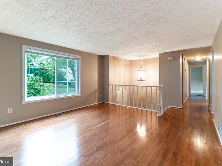 5906 Oak Leather Dr — Photo 5