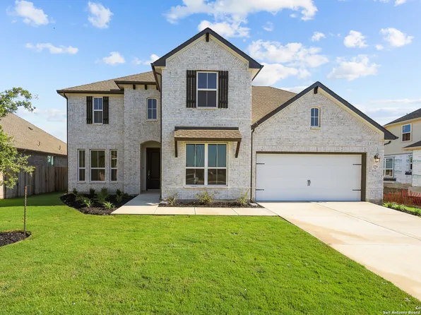 179 Annette Dr, Castroville, TX 78009