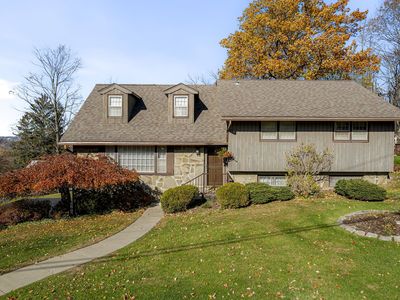 3305 Almar Dr, Vestal, NY, 13850