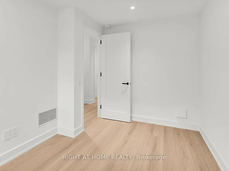 431 Arlington Ave #LOWER — Photo 20