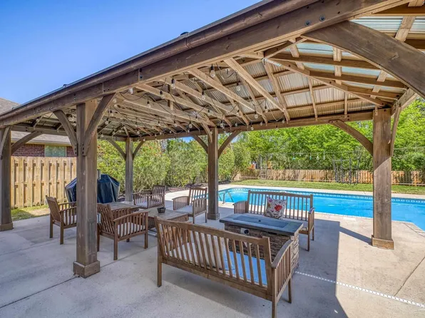 5325 Woodlake Trce, Gulf Breeze, FL 32563