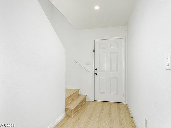 2nd image of 4462 Pineham Ct