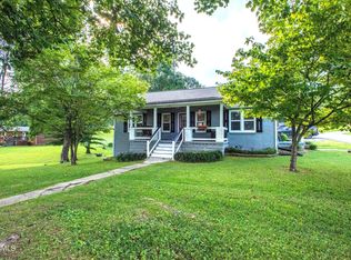 310 Ridgeview Dr, Clinton, TN 37716