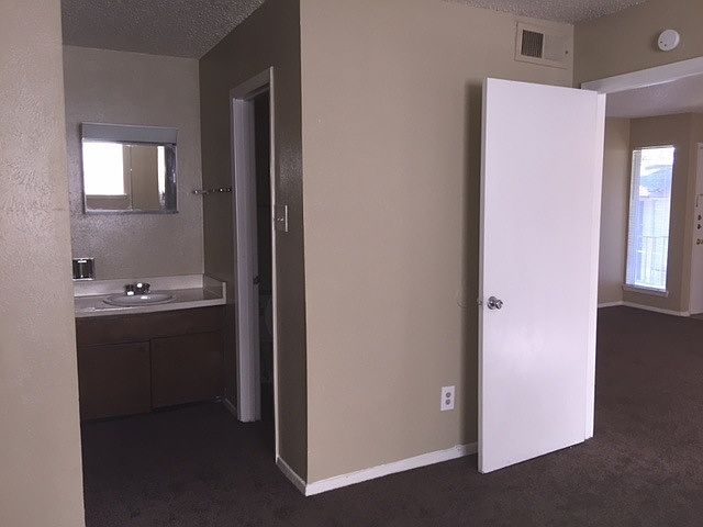 2nd image of 1903 S State Highway 161 APT 3