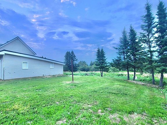 2nd image of 314 Flat Mountain Road