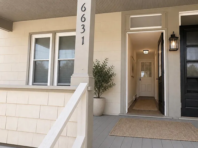6631 Park Pl #D — Photo 1