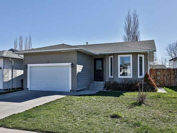 3rd image of 73 Mount Rundle Blvd W