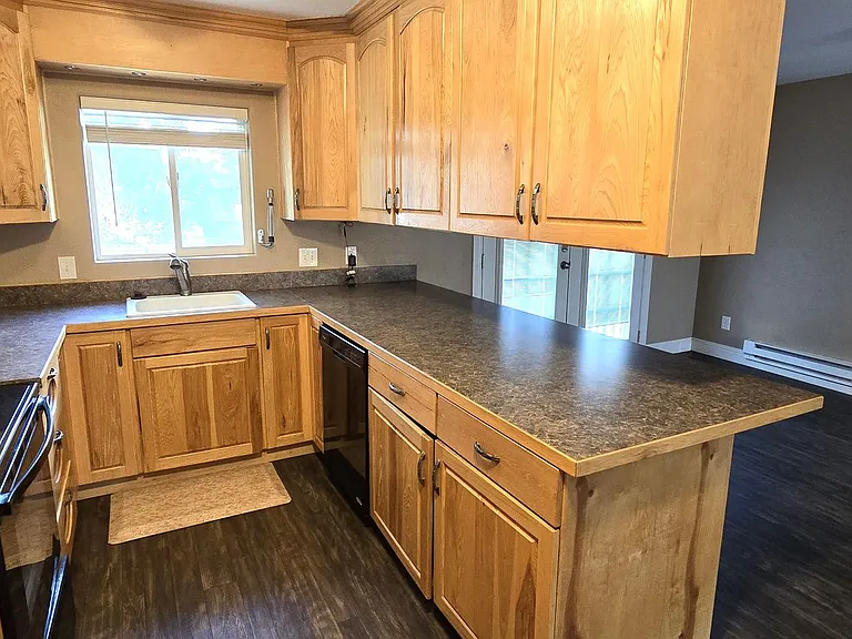 300 W Redwood St — Photo 4