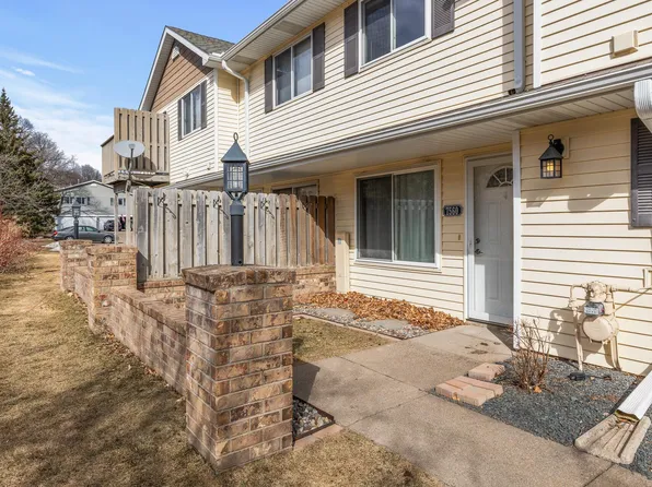 7560 15th Street Ln N, Oakdale, MN 55128