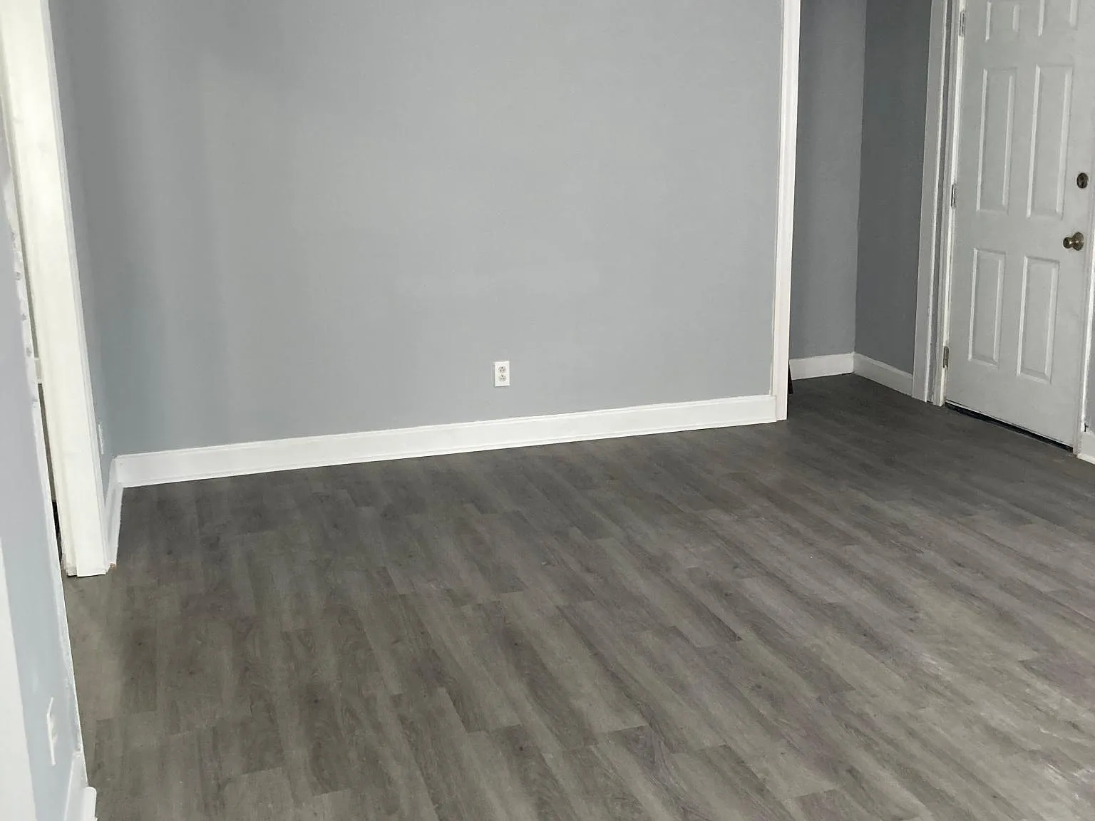 3 bed, 1064 sqft, $1,450 — Photo 2