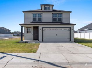748 L St NE, Quincy, WA 98848