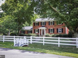 9601 Accord Dr, Potomac, MD 20854