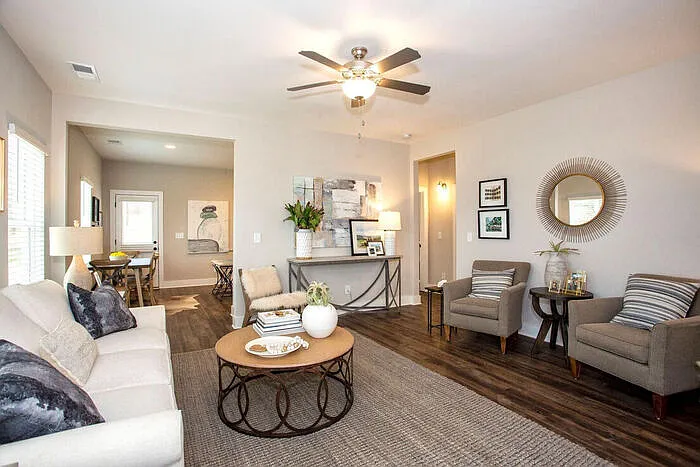 4025 Ashley Dr — Photo 6