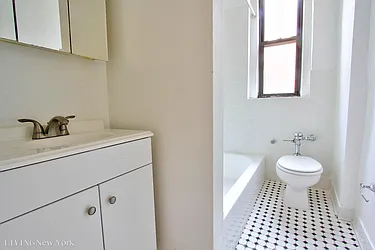 Rented by Living New York