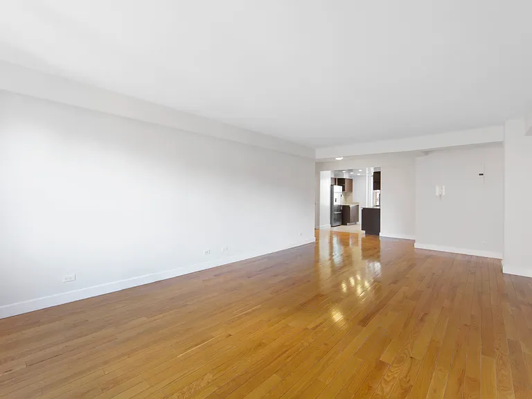 41 Park Ave #15H — Photo 6