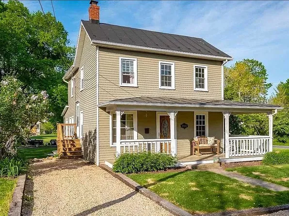 202 E Bank St, Bridgewater, VA 22812