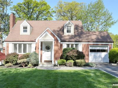 24 Palmer Pl, Leonia, NJ, 07605