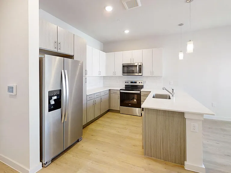 Park South — Photo 134
