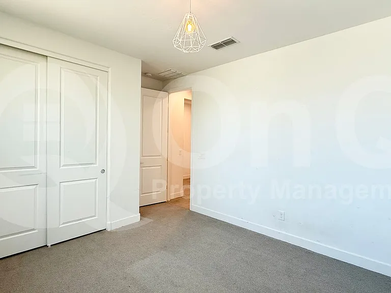 19921 W Lilac St — Photo 11