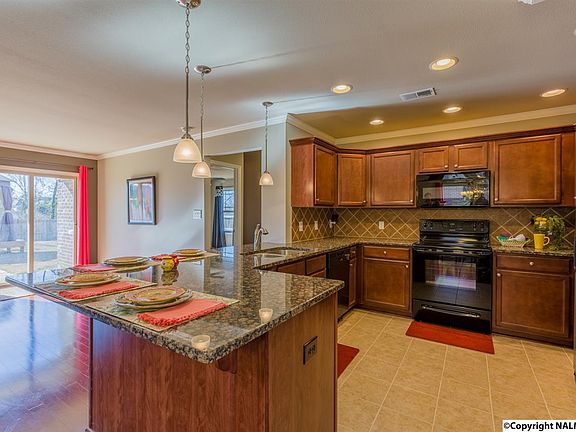 4th image of 2439 Belltown Dr