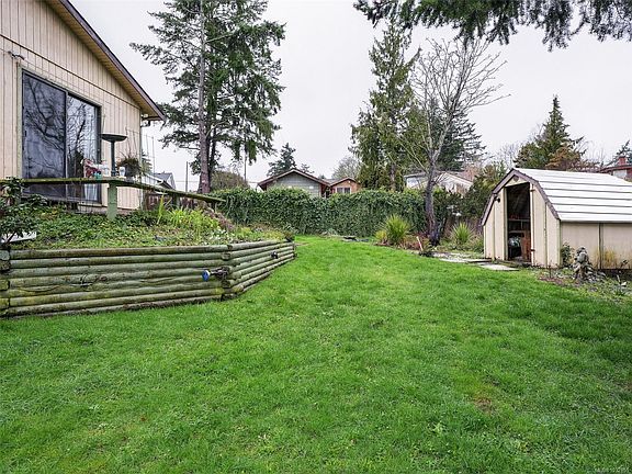 5th image of 256 Ardenlea Pl