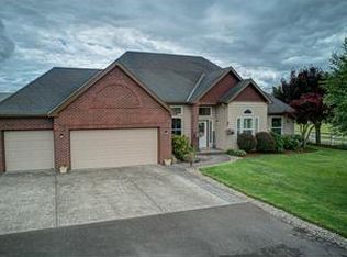 3958 Mission Rd NE, Saint Paul, OR 97137