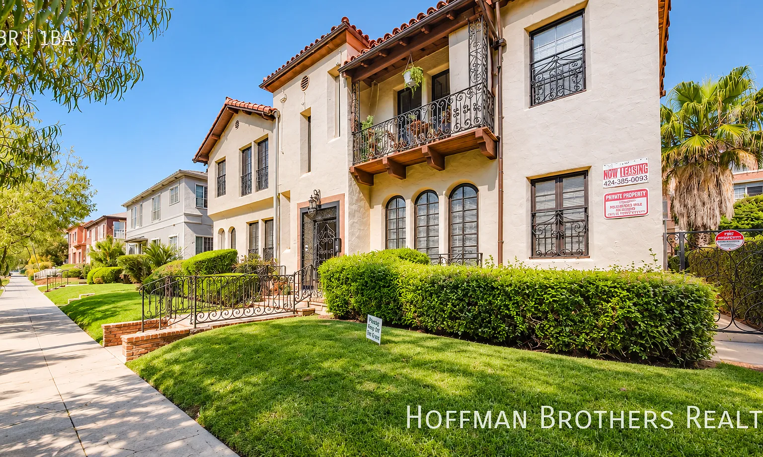 654 S Dunsmuir Ave Los Angeles CA 90036 — Photo 3