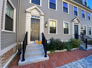7 Curtis St #1A, Salem, MA 01970