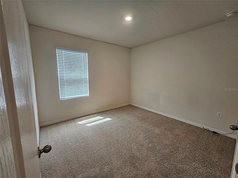 1387 Berry Ln — Photo 28