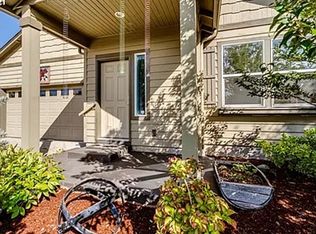 1122 S 2nd St, Cottage Grove, OR 97424