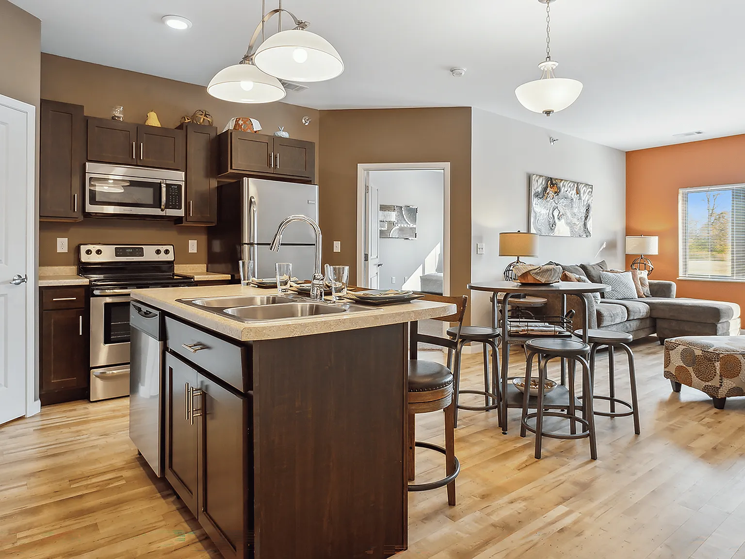 Deer Ridge Apartments — Photo 2